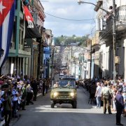 Hace cinco años, el pueblo desbordó la calle Milanés. Fuente: Teniente coronel (R) Francy Espinosa González